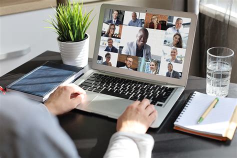 Online meeting service for 150 people